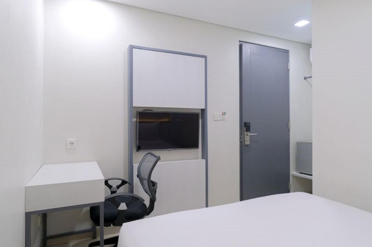 Hotel Legreen Semanggi Jakarta